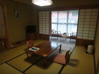 DSC02012.jpg