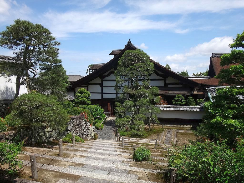 酬恩庵一休寺 枯山水を眺めながら緩やかな時間の流れを堪能する ウィローの湯煙 食べ物日記